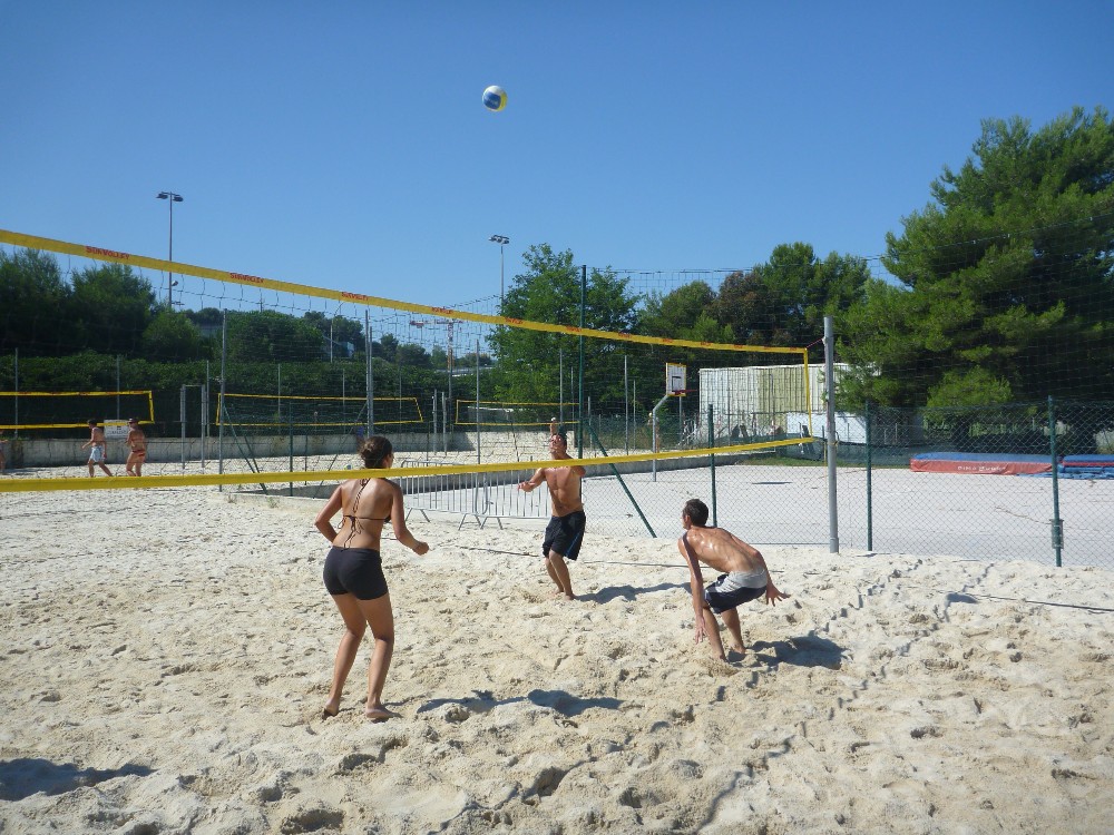 gal/saison 2009-2010/second_tournoi_beach/P1040532.JPG